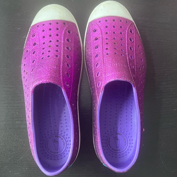 Native Jefferson bling. Like new! Only worn a couple of times. Size J5 - Picture 3 of 3